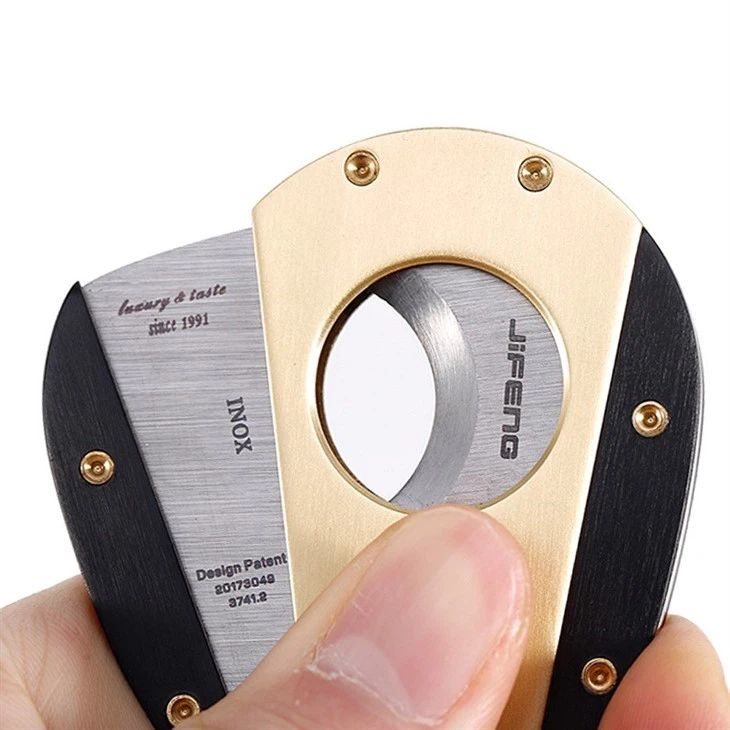 Single Cigar Case With Cigar Cutter